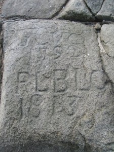 carvings on les minquiers